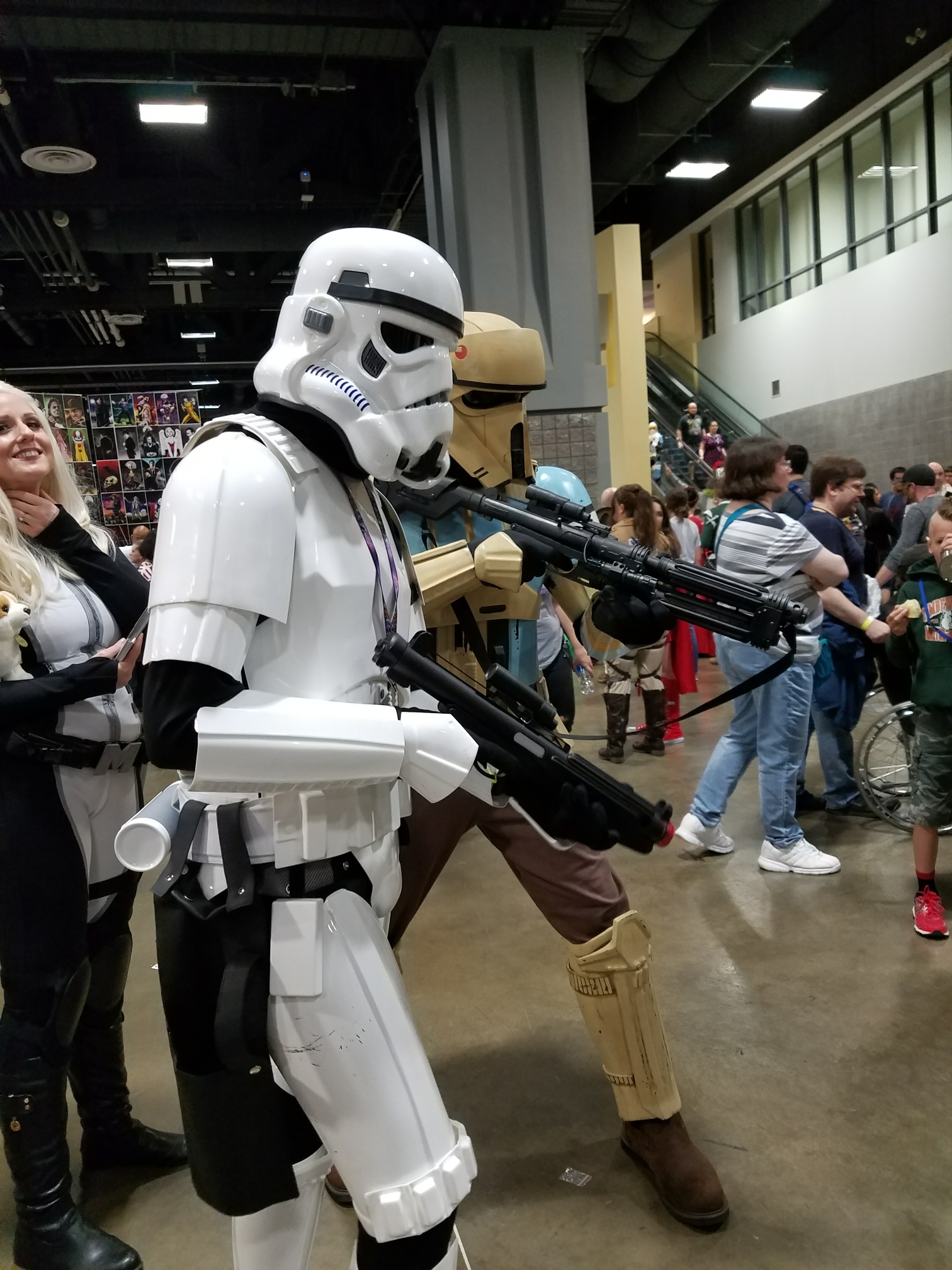 awesome con daniel shearer stormtrooper costume review