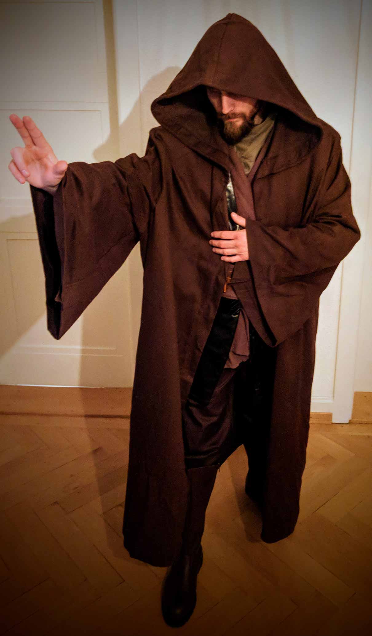 Camille Obi-Wan Dark Brown Robe Obi-Wan Kenobi Review