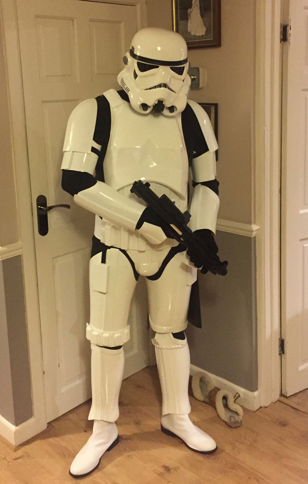 JediRobeAmerica.com Wayne Star Wars Stormtrooper Replica Armor Review