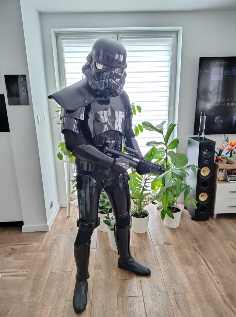 Shadowtrooper armour review from Denis